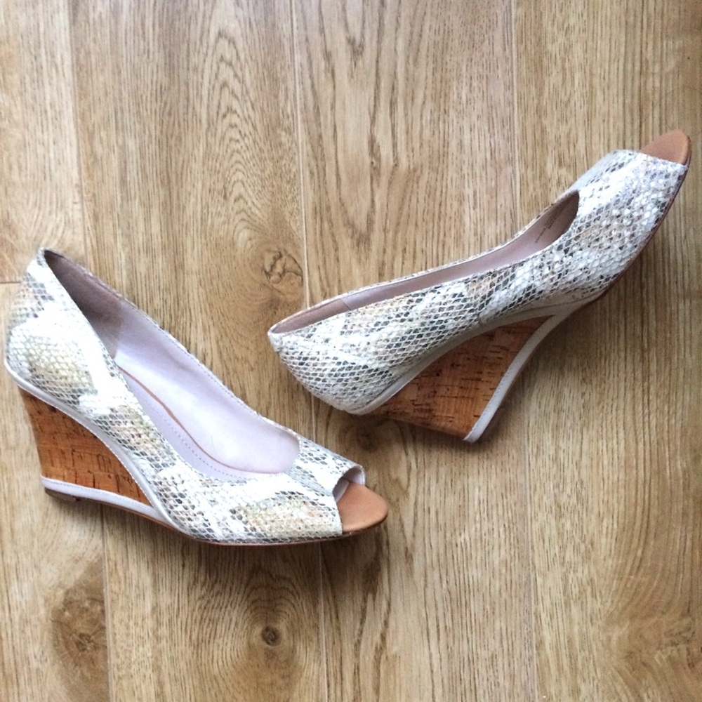 BCBGeneration "Colleen" Leather Wedge heeled, Snakeskin Shoes in size 6